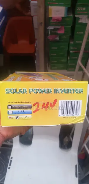 Yongfa Solar Power Inverter Sua-3000b 24v