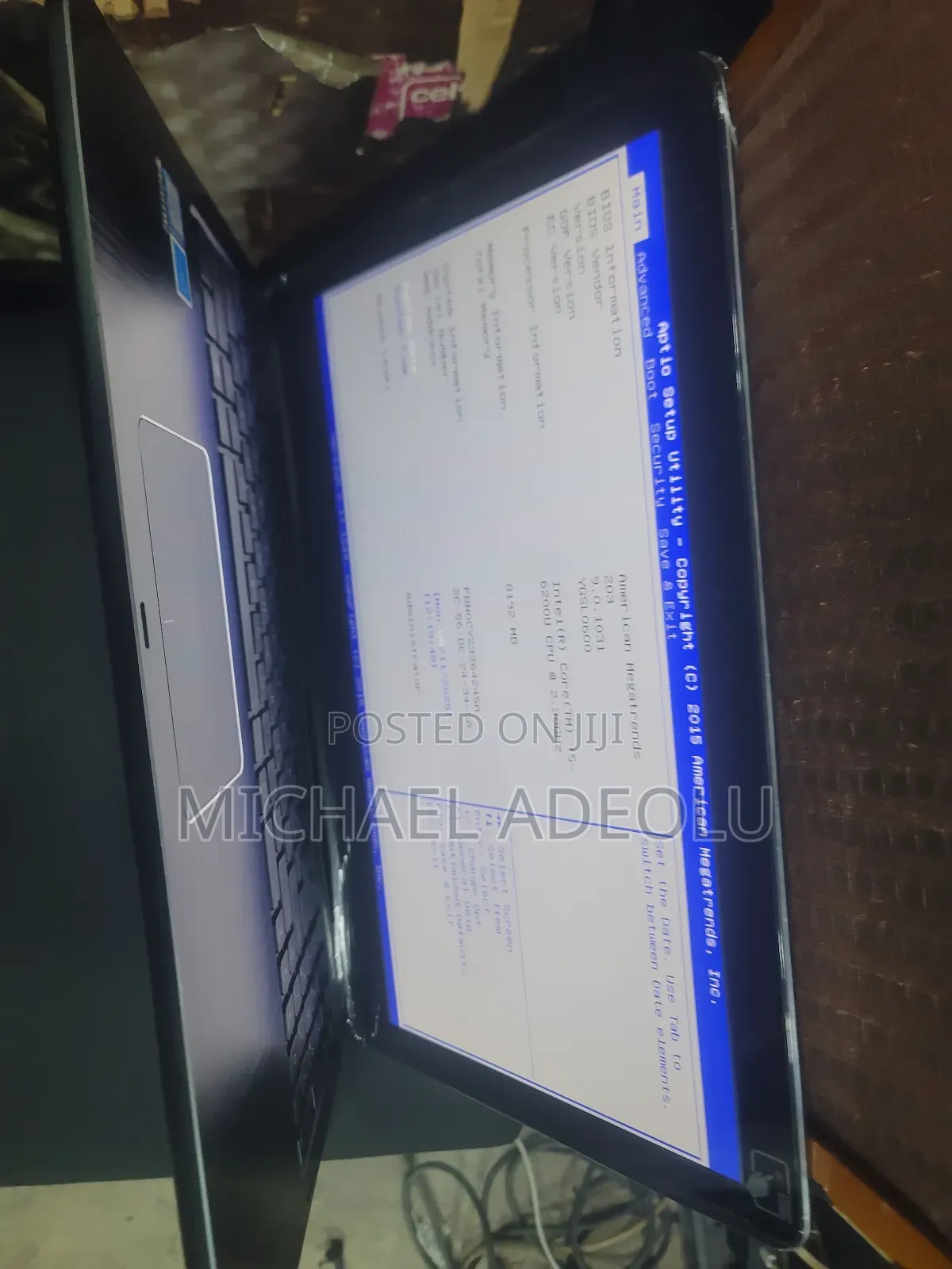 Laptop Asus Q504UA 8GB Intel Core I5 HDD 500GB
