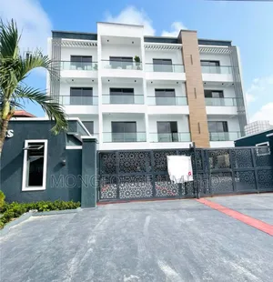 3bdrm Apartment in Lekki Phase 1 for sale