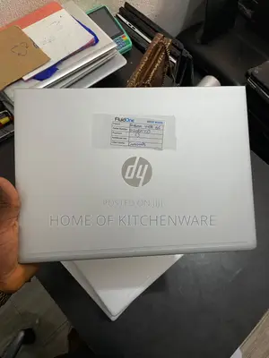 Laptop HP ProBook 445R G6 8GB AMD Ryzen 7 SSD 256GB