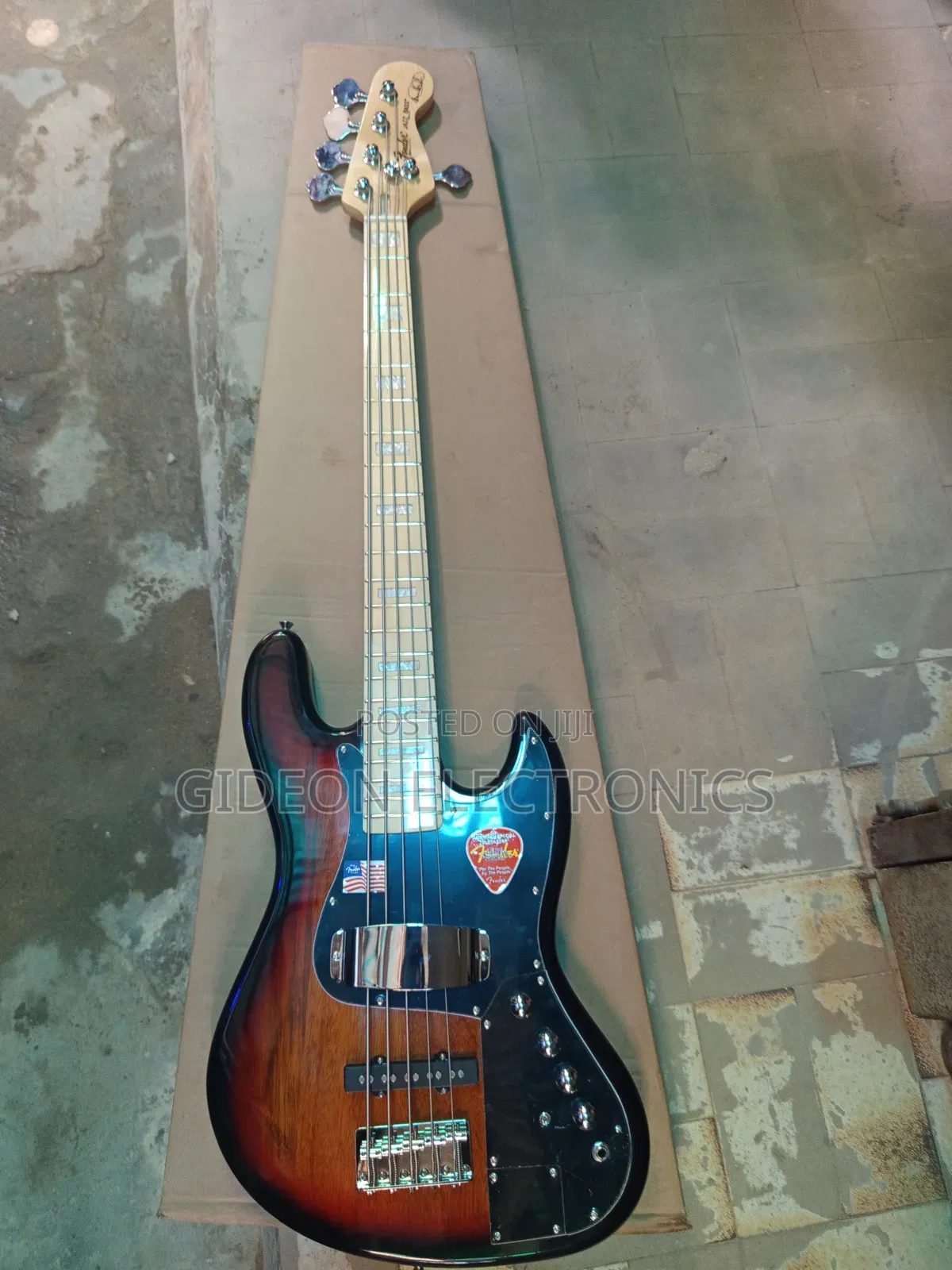 Fender Squirrel Jazz Bass