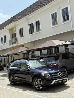Mercedes-Benz GLC-Class 2018 Blue