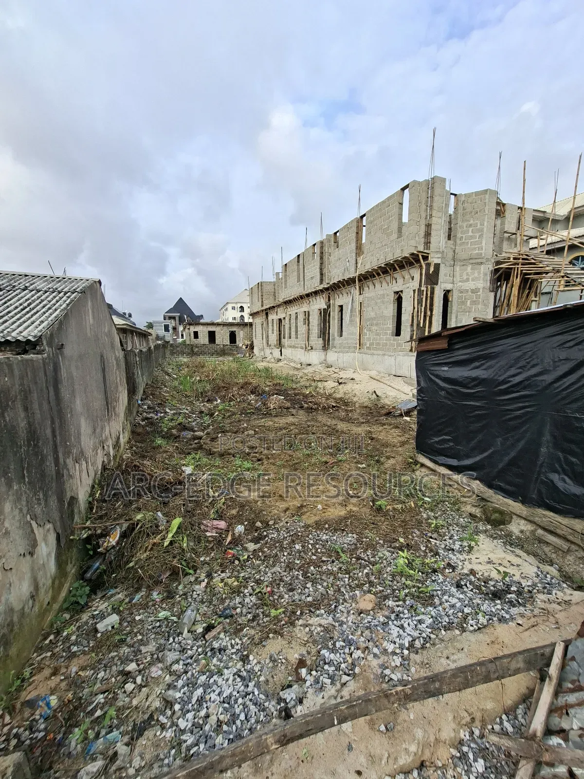 Dry Half Plot in Canal Estate