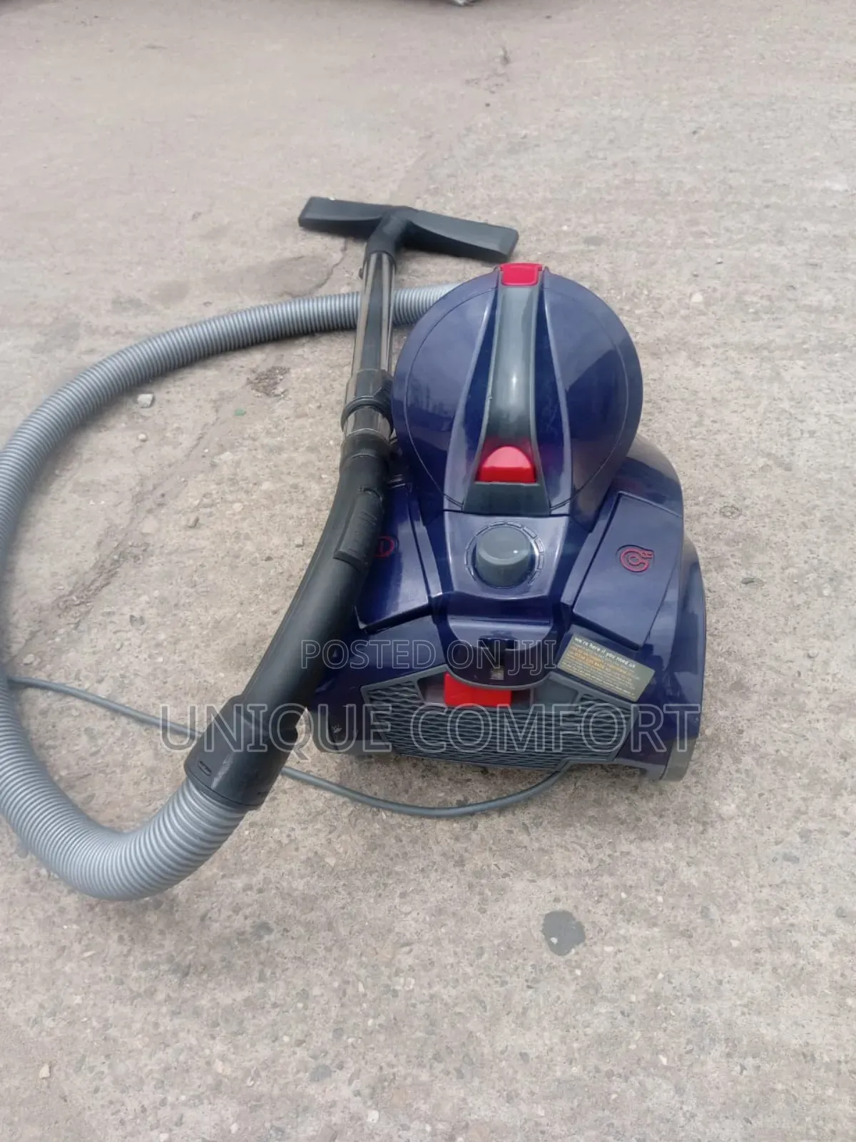 Imported Executive Vynamo Strike Vacuum Cleaner