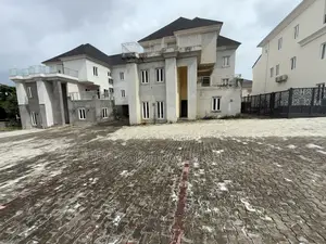 5bdrm Duplex in Asokoro for sale