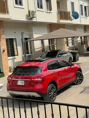 Mercedes-Benz GLA 250 2016 Red
