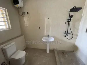 4bdrm Townhouse / Terrace in Guzape District for rent
