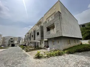 4bdrm Townhouse / Terrace in Guzape District for rent
