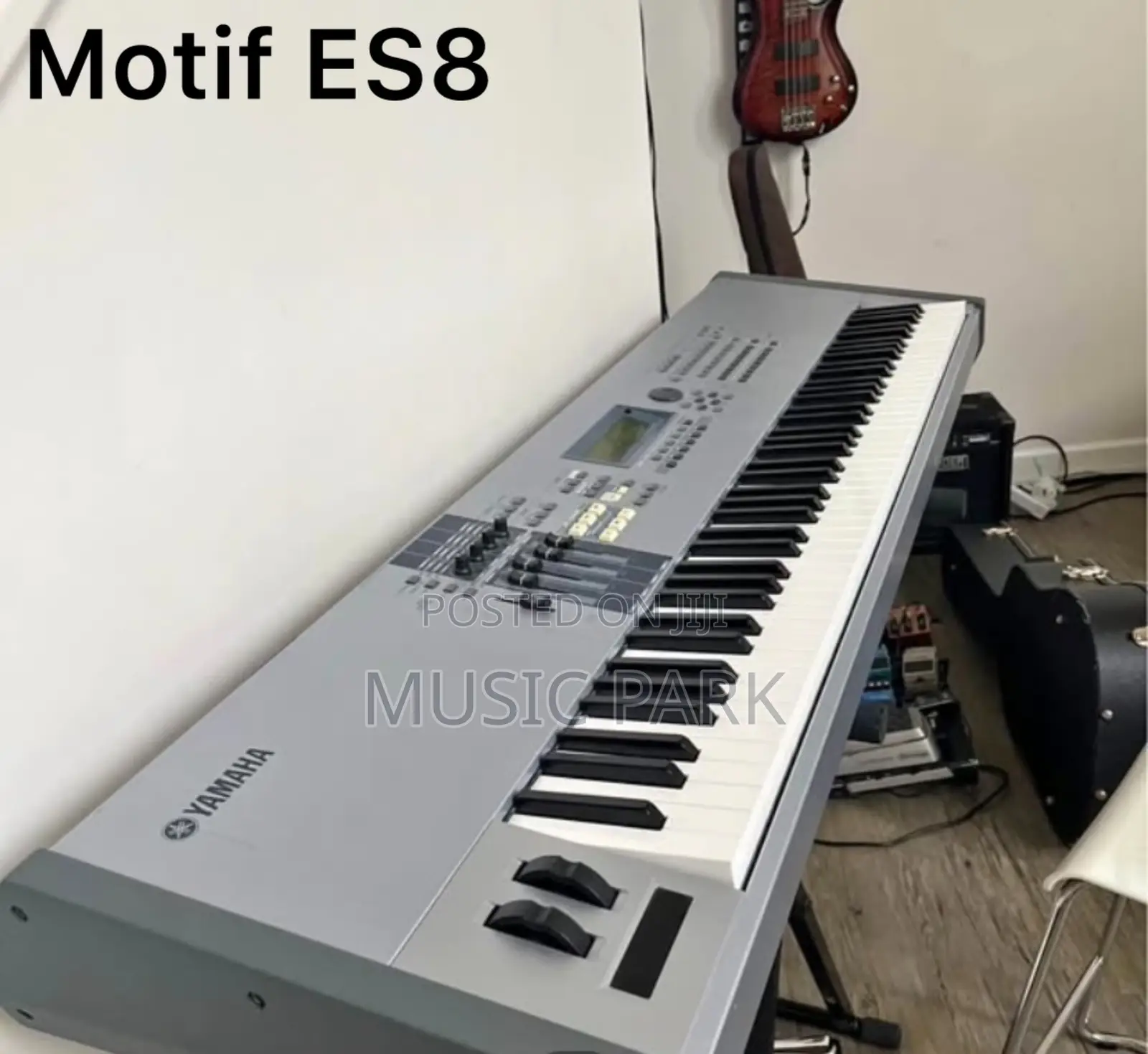 Yamaha Motifs Es8 Keyboard Synthesizer