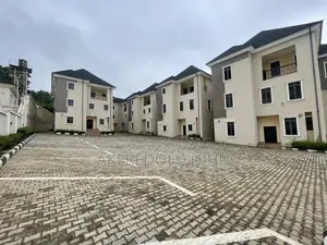 5bdrm Duplex in Guzape District for sale