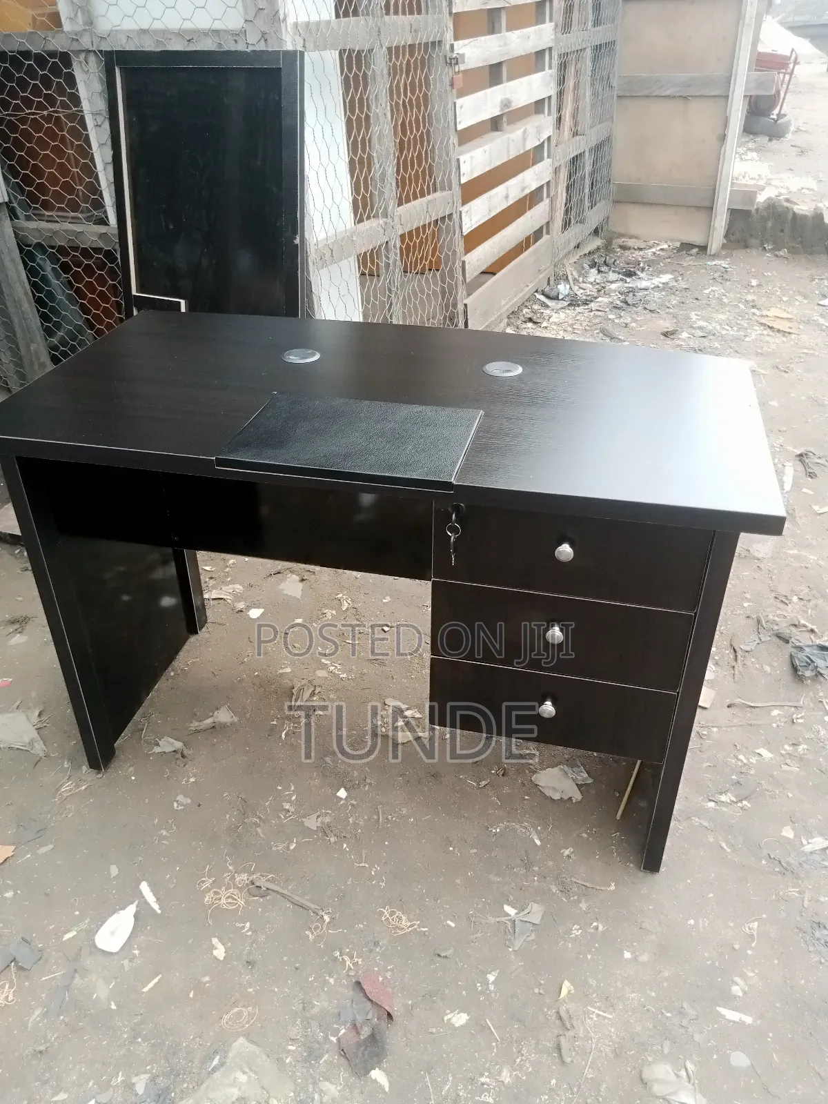 Office Desk