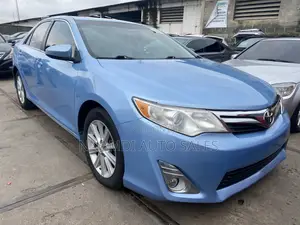 Photo - Toyota Camry 2013 Blue