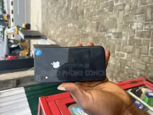Apple iPhone XR 128 GB Black