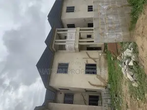 4bdrm Duplex in Mama Vatsa Estate, Mpape for sale