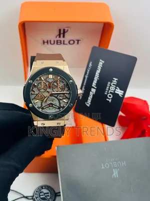 Hublot
Quality Rubber Strap Wristwatch