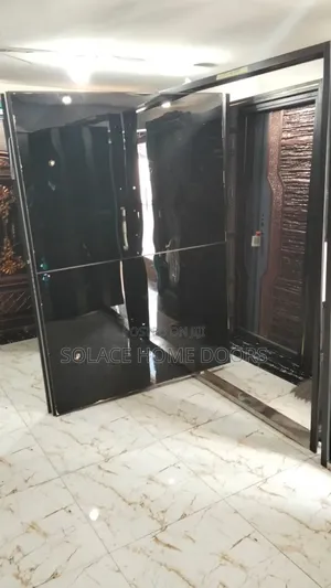 5ft Pivot Door {Mirror Face}