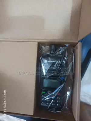 Motorola Cp7000 Dual Band Radio