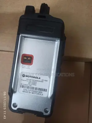 Motorola Cp7000 Dual Band Radio