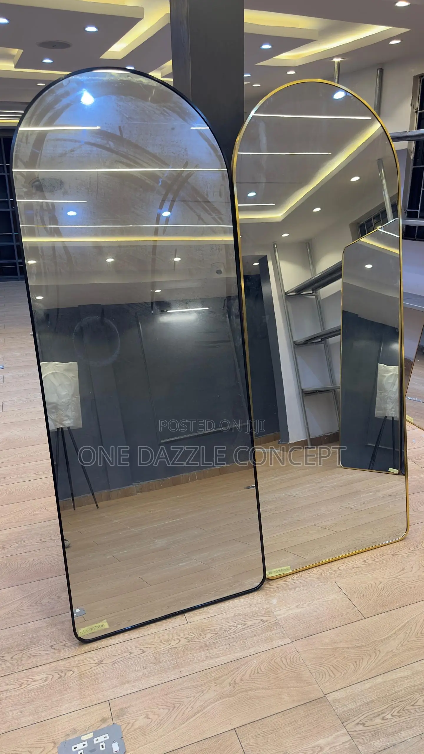Aluminum Frame Mirror 3cm Thickness