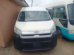 Toyota HiAce 2020 White