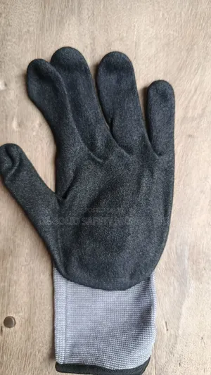 Maxiflex Hand Glove