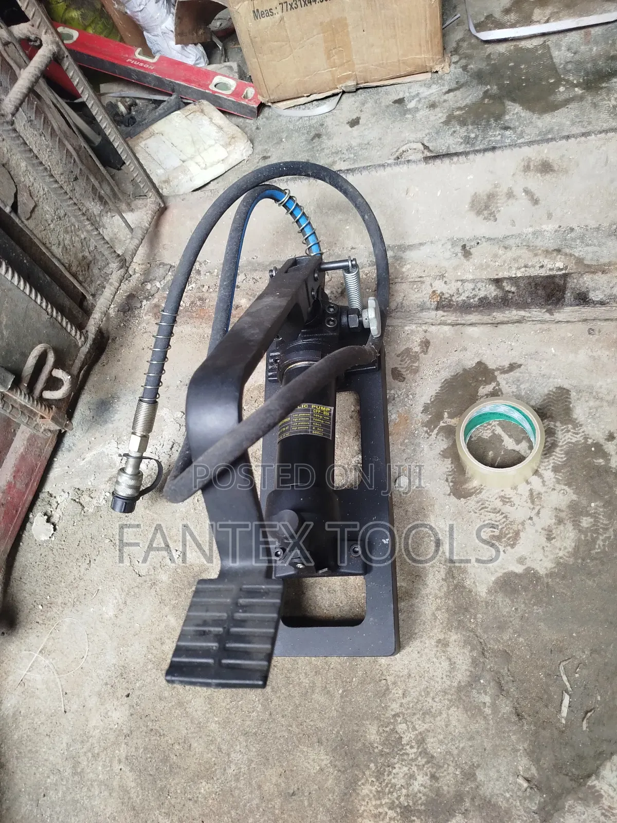 Foot Hydraulic Pump.