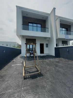 4bdrm Duplex in Lekki Ikaje for sale