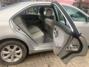 Toyota Camry LE 4dr Sedan (2.4L 4cyl 5A) 2007 Silver