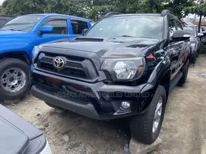 Toyota Tacoma 2015 Black
