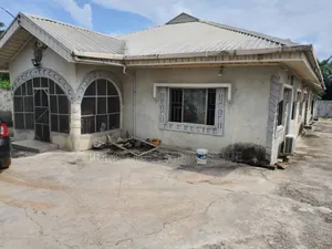 6bdrm Bungalow in Ibereko Badagry for sale