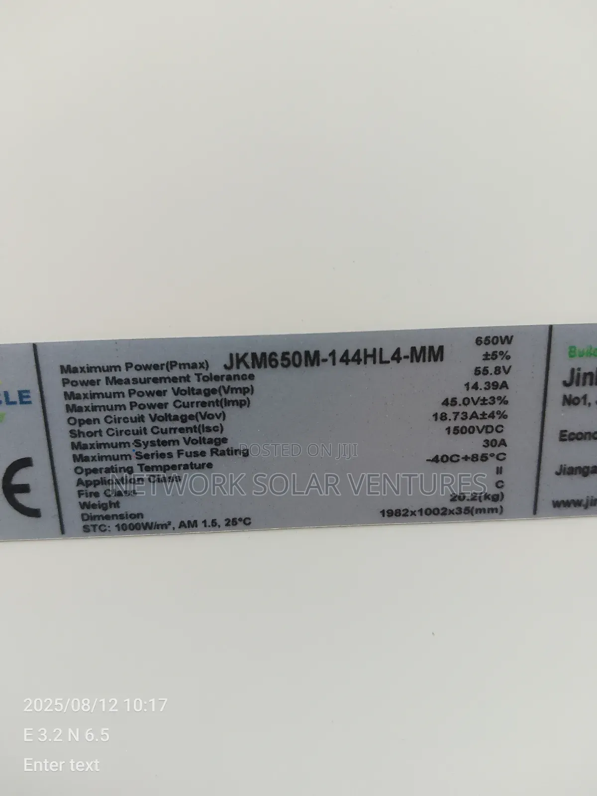 650watts 144cell Jinko Solar Panel