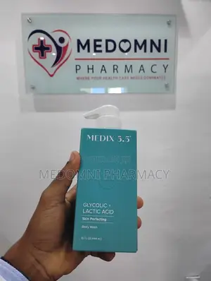 Medix -5.5 10% Glycolic + Lactic Acid Body Wash 444ml