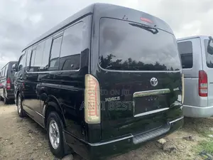 Toyota HiAce 2015 Black