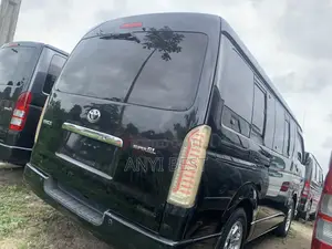 Toyota HiAce 2015 Black