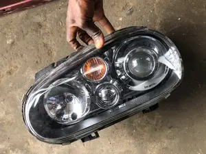 Volkswagen Golf 4 Headlights