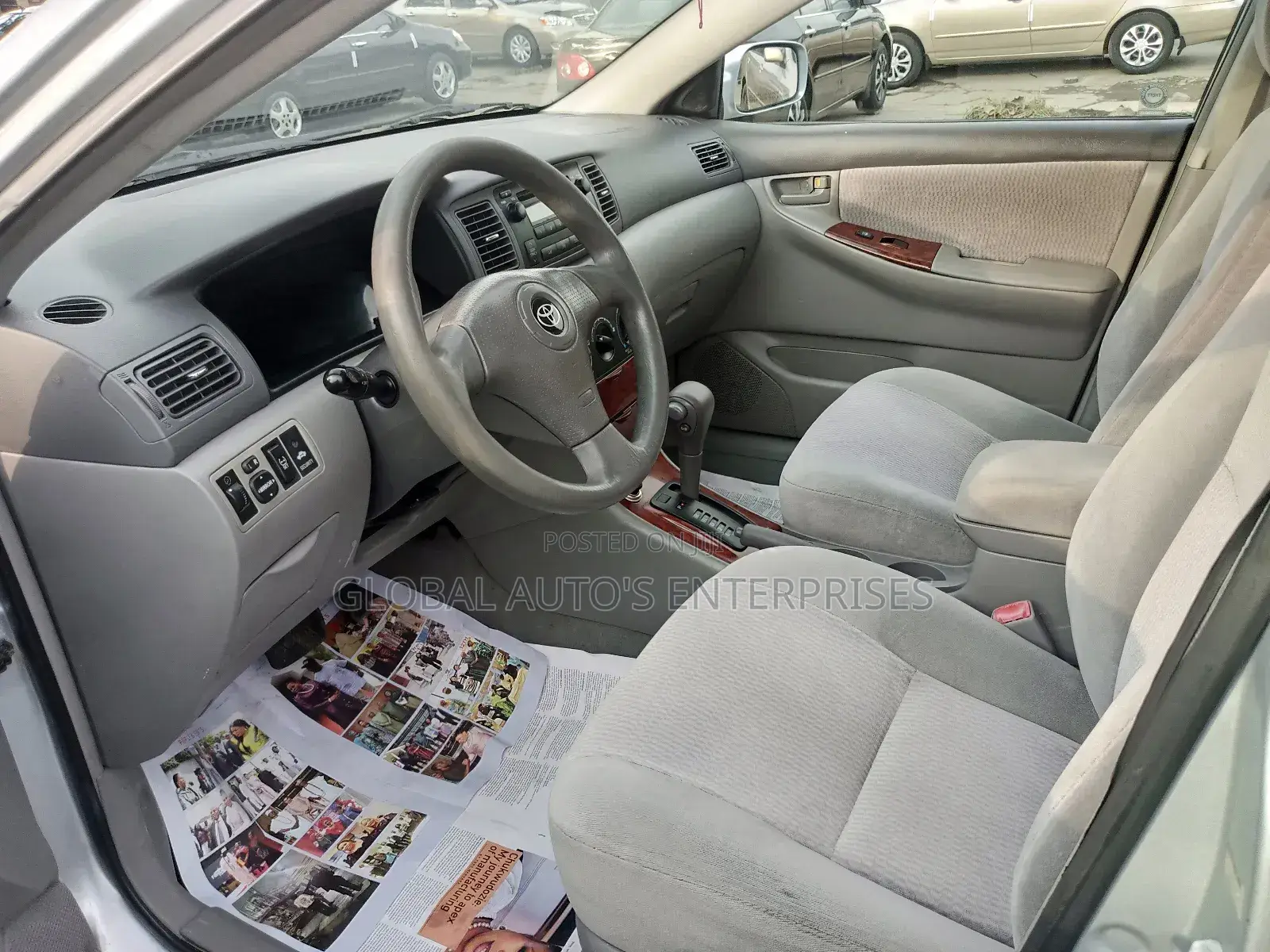 Toyota Corolla LE 2005 Silver