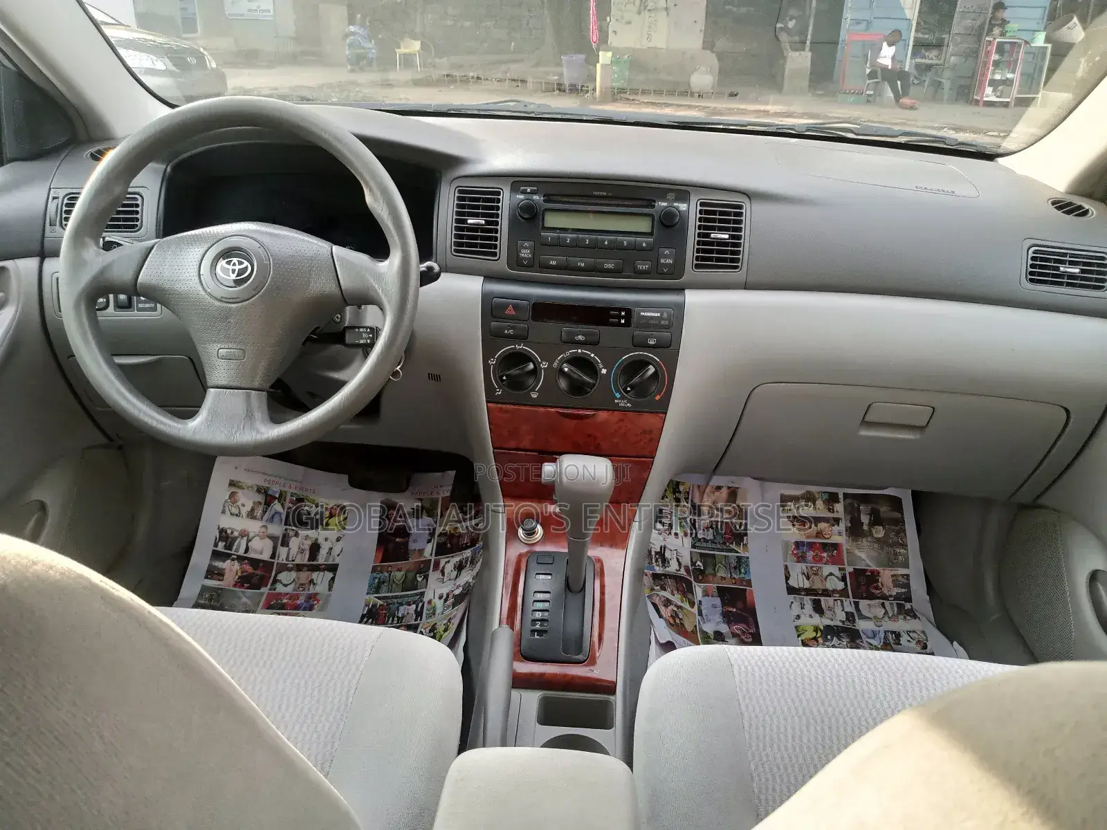 Toyota Corolla LE 2005 Silver