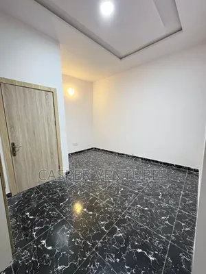 1bdrm Shared Apartment in Gra, Lekki for rent
