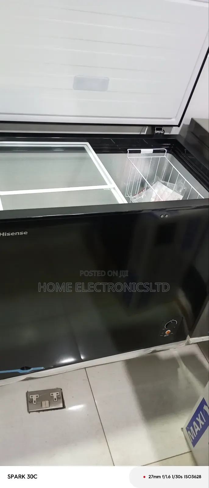 Hisense Chest Freezer 189 Liter Black