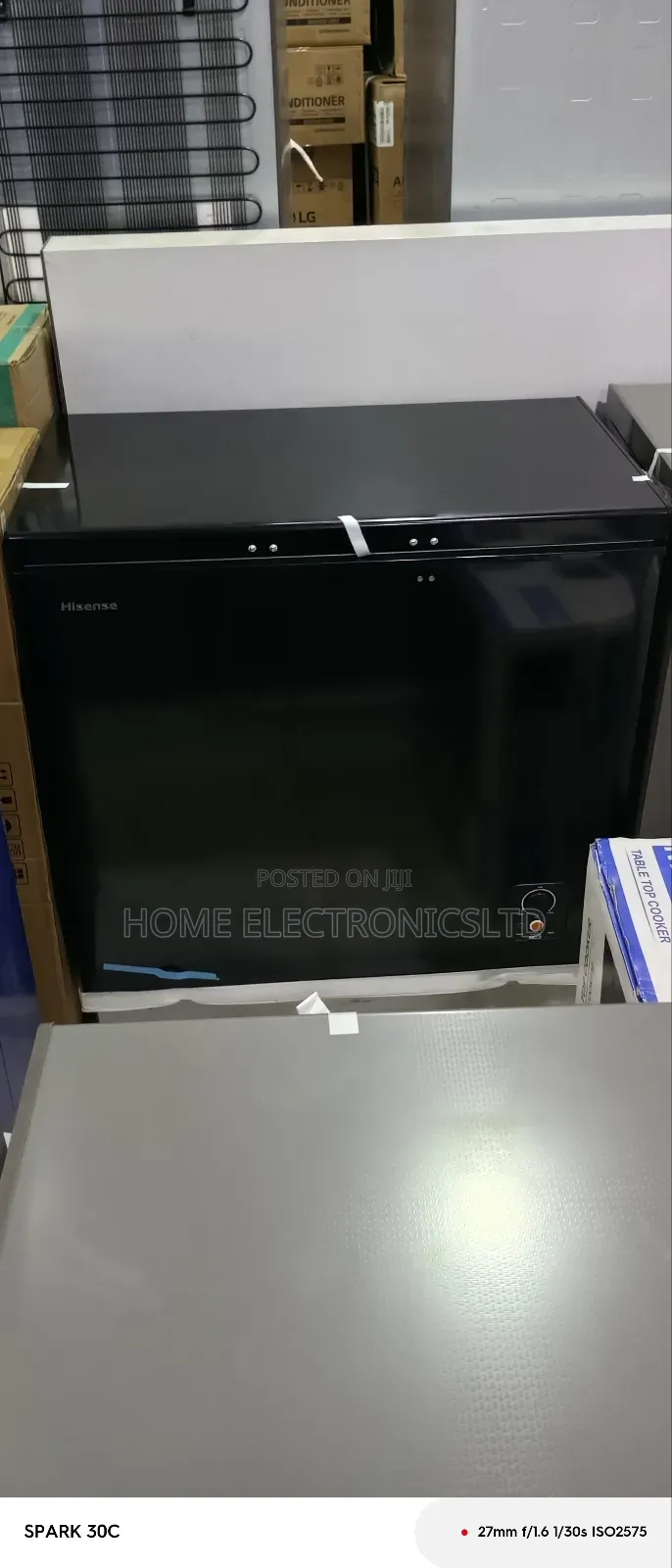 Hisense Chest Freezer 189 Liter Black