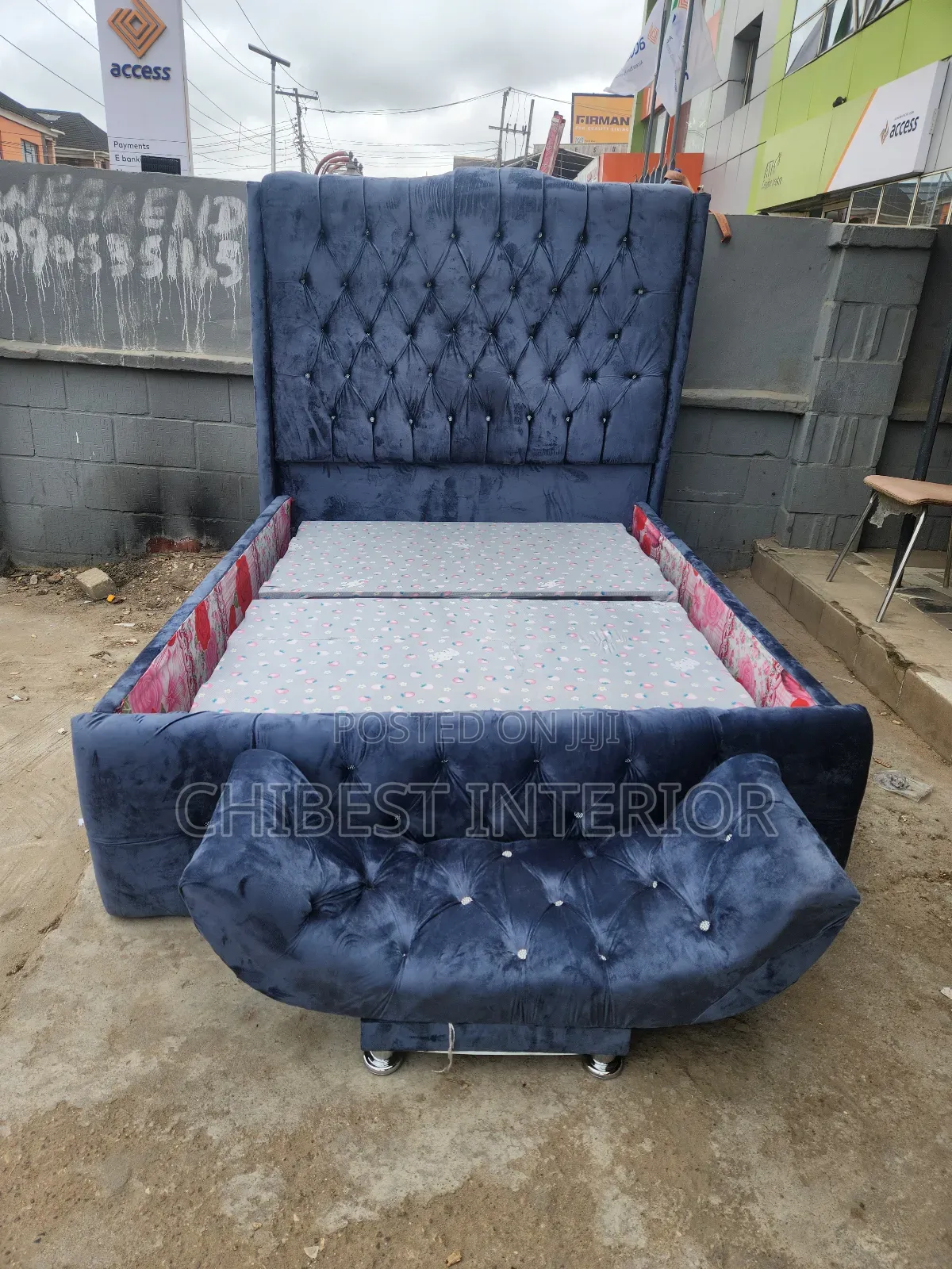 Padded Upholstery 4.5by6 Grey Bed.