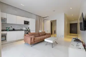 Luxury One Bedroom Apartment With Balcony