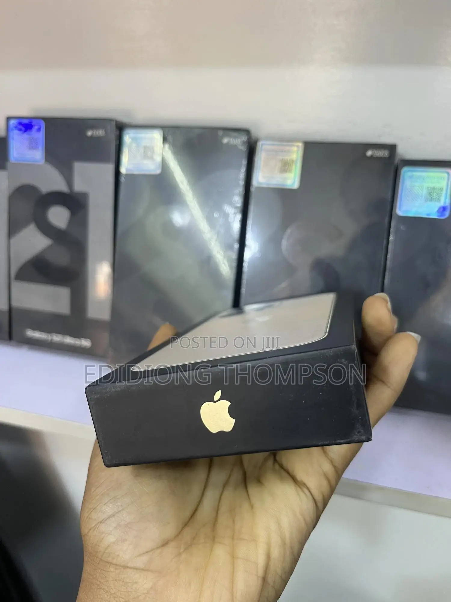 New Apple iPhone 13 Pro 256 GB Gold
