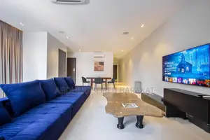 Luxurious Two Bedroom Penthouse With City View