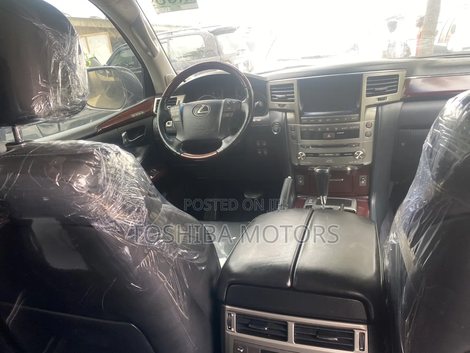 Lexus LX 570 AWD 2017 Gray