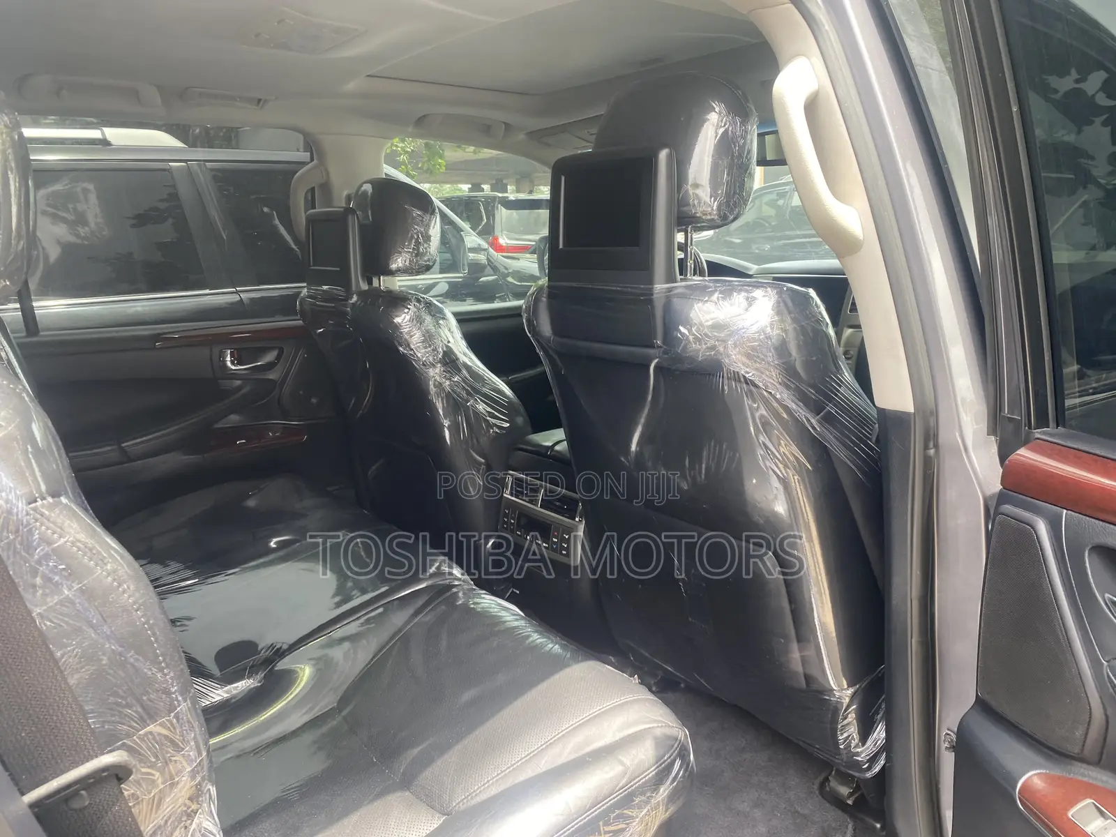 Lexus LX 570 AWD 2017 Gray
