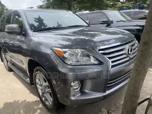 Lexus LX 570 AWD 2017 Gray