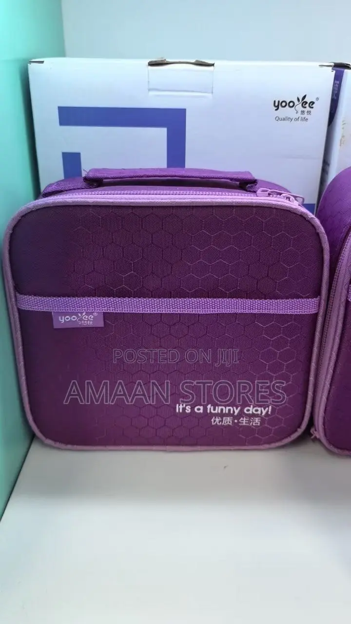 3-Compartment Lunch Box – Leakproof Food Storage Container