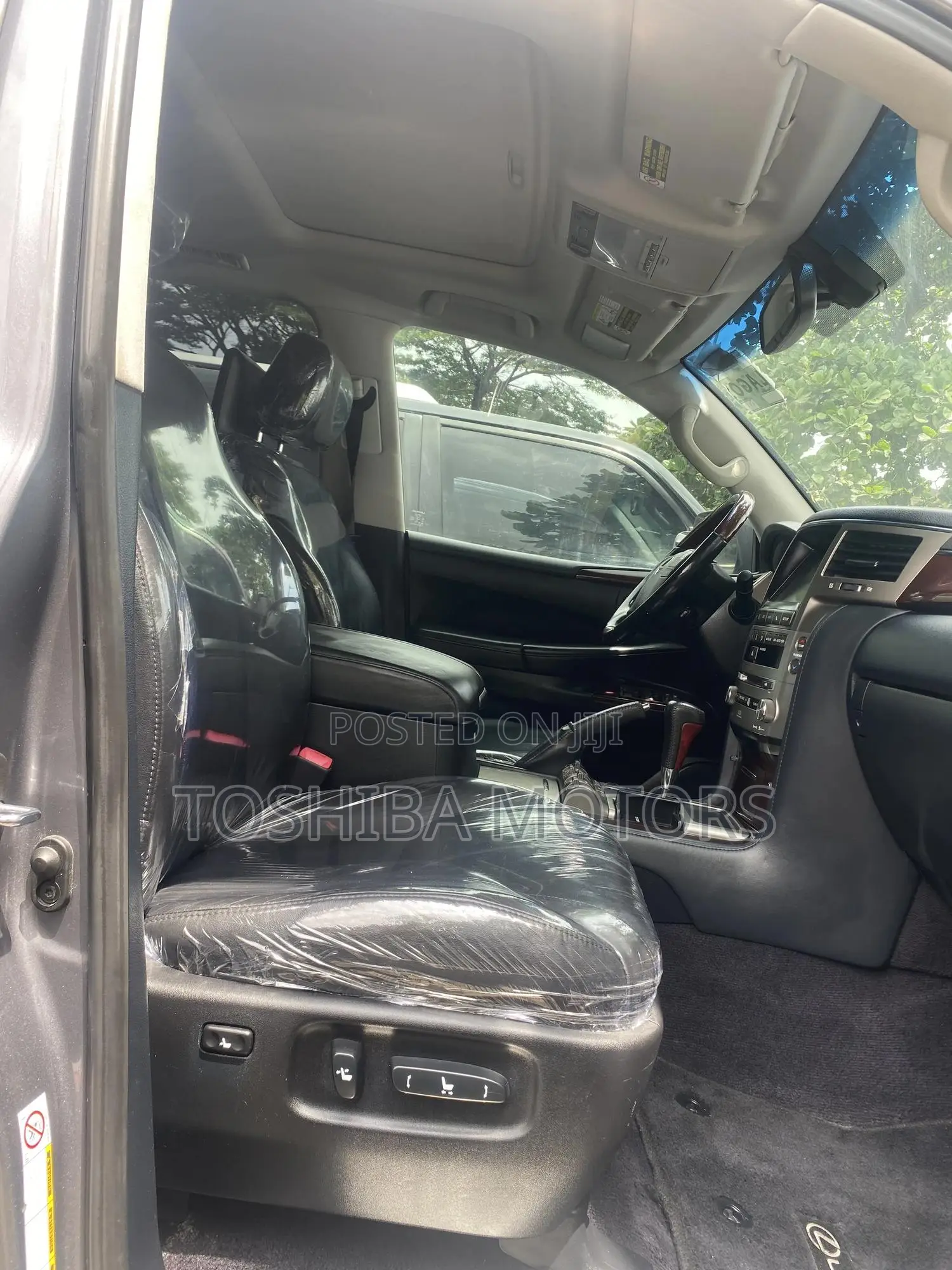 Lexus LX 570 AWD 2017 Gray
