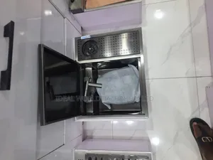 Stainless Kitchen Sink